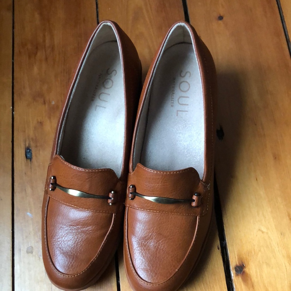 Women’s Naturalizer wedge loafer